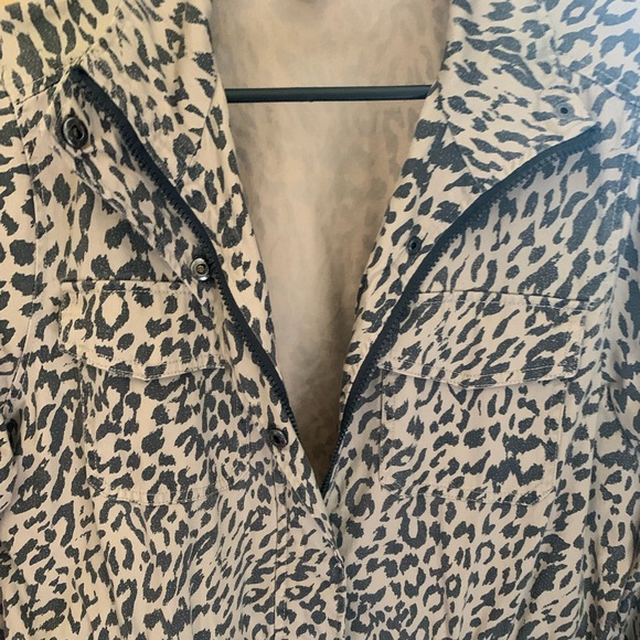 Jackets & Blazers - Leppard print jacket